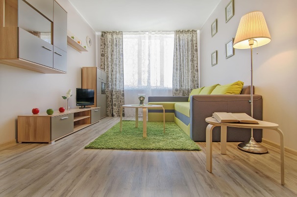 12 блестящих идей для размещения просторной кровати в маленькой комнате